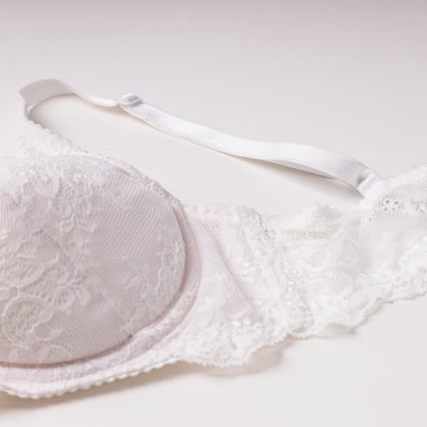 【新品未使用】BBランジェリーBB育乳ブラ/ホワイトブラック D70 ブラデリスニューヨーク直営店 - コレクション｜Yahoo!ショッピング